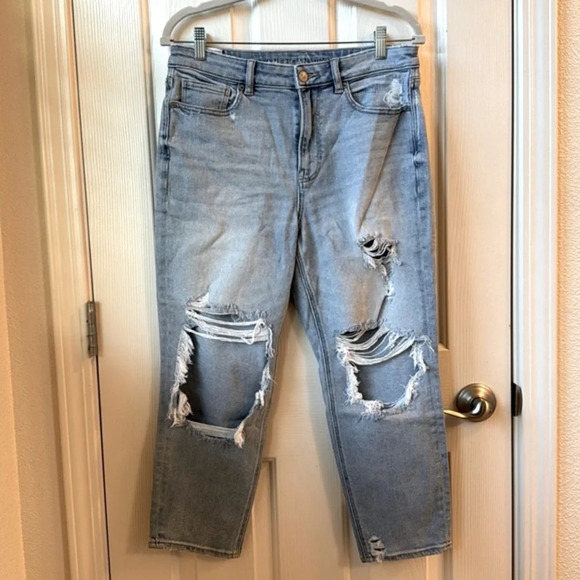 American Eagle Stretch distressed jeans cropped size 6 X-Short - Picture 1 of 11